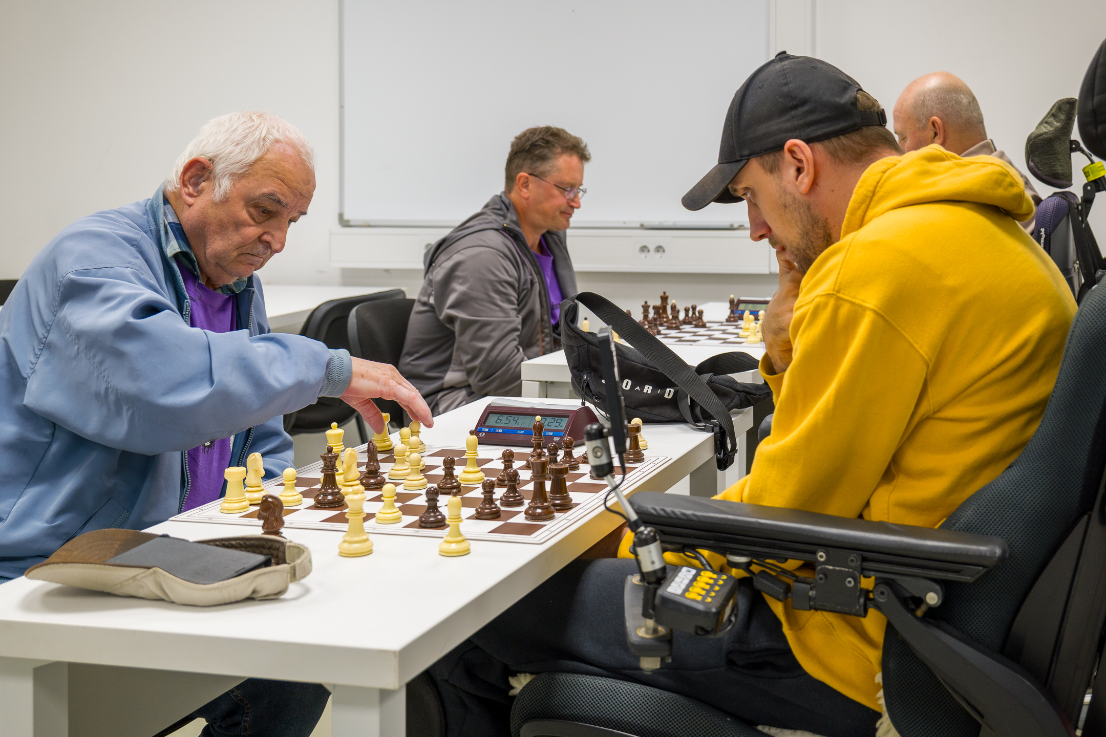 6 Igranje šaha na Športnih igrah invalidov Maribora