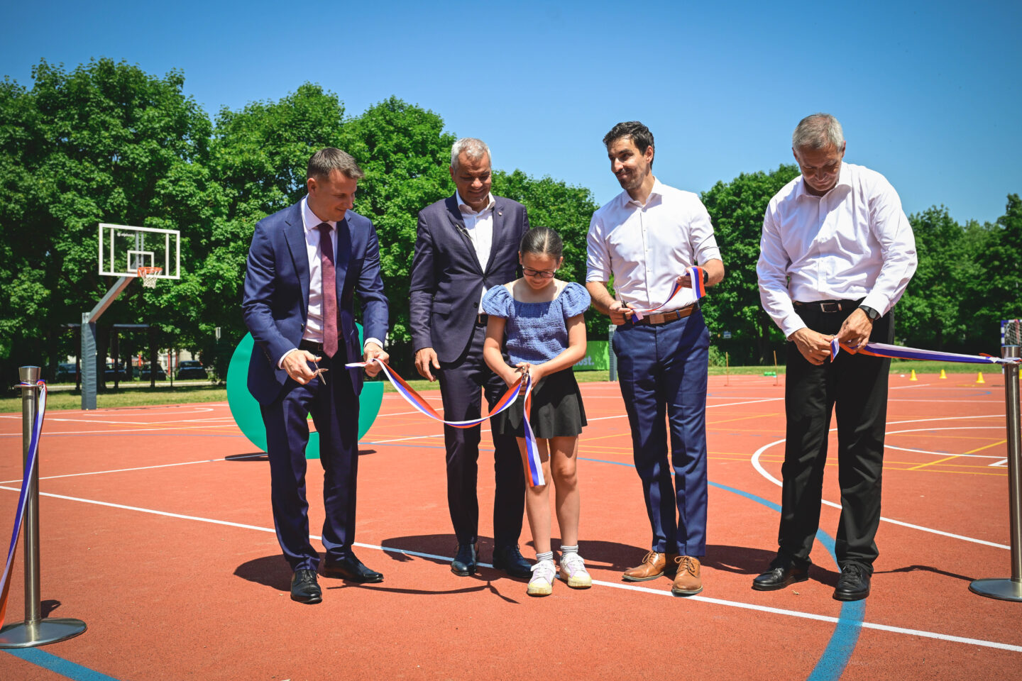 Otvoritev igrišča, avtor M.Pigac