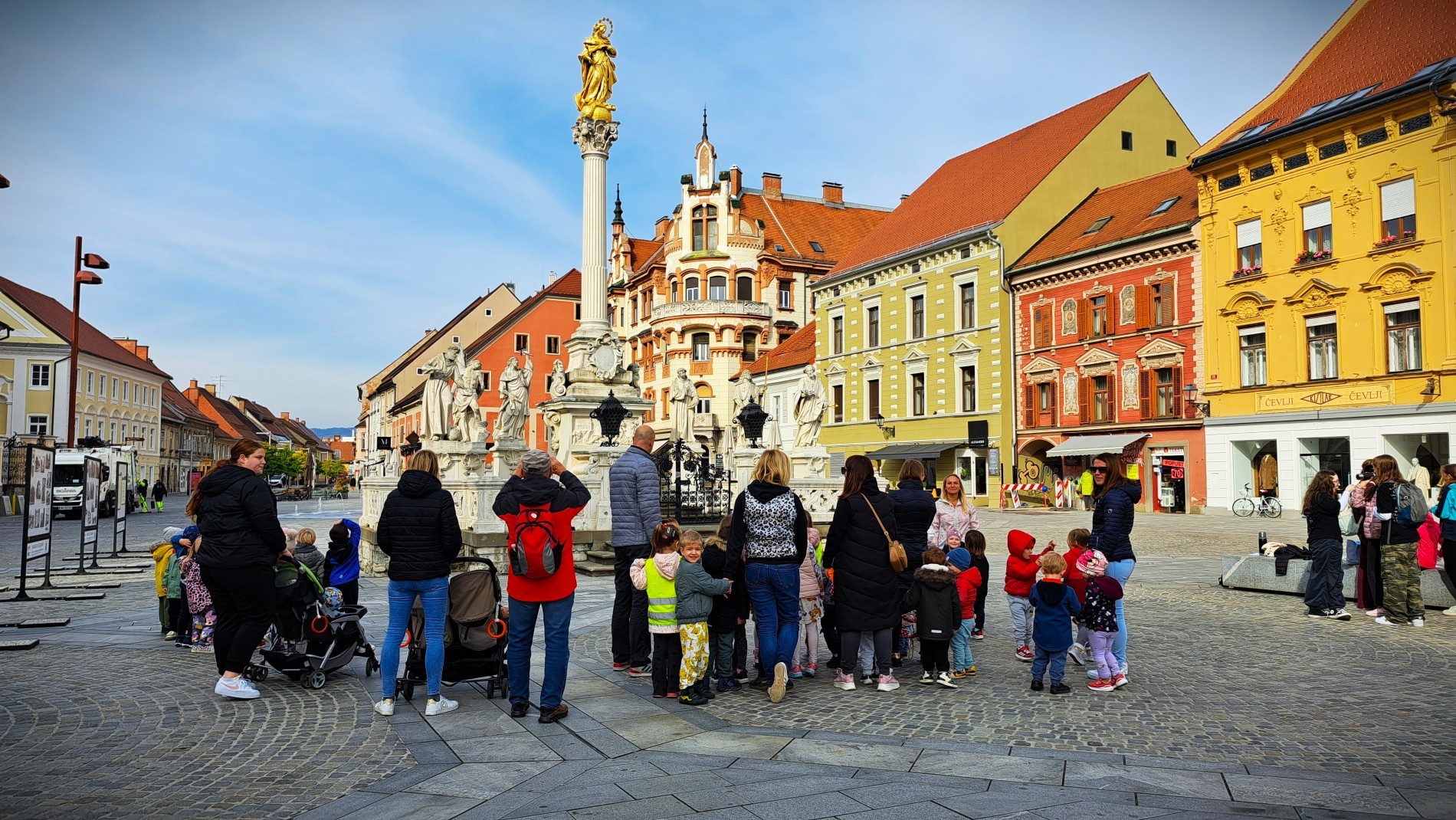 Dan Maribora z otroci Vrtca Ivana Glinška Maribor