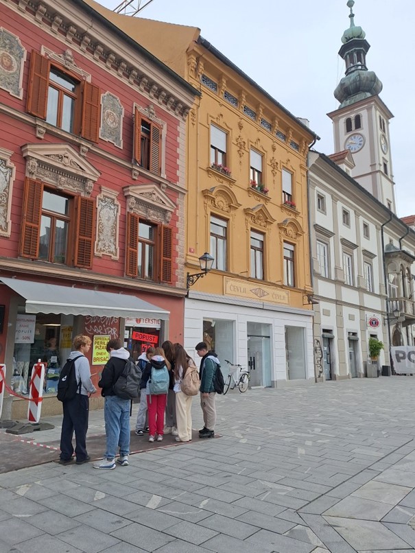 Dan Maribora z učenci OŠ Rada Robiča Maribor