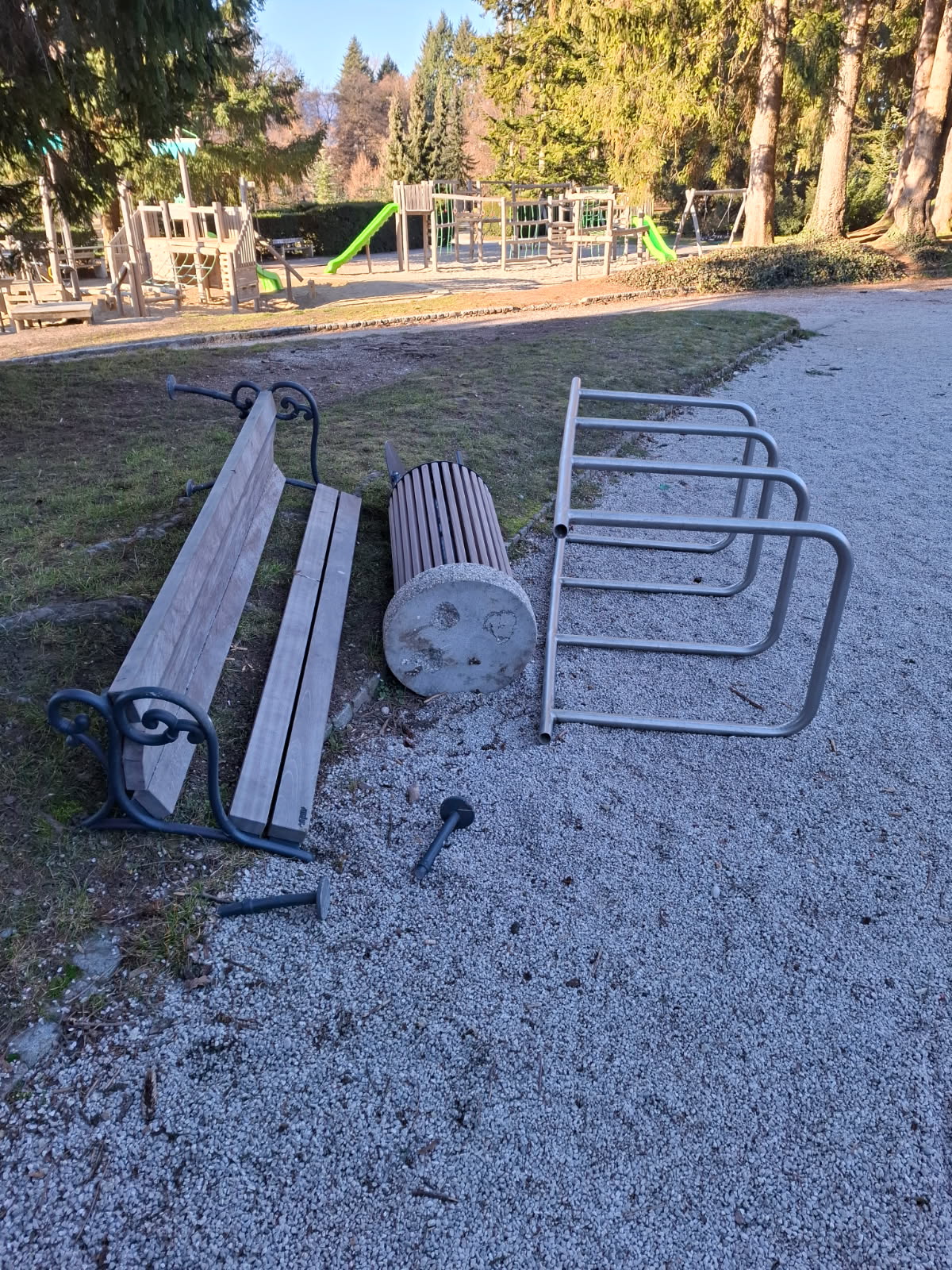 Vandalizem v Mestnem parku