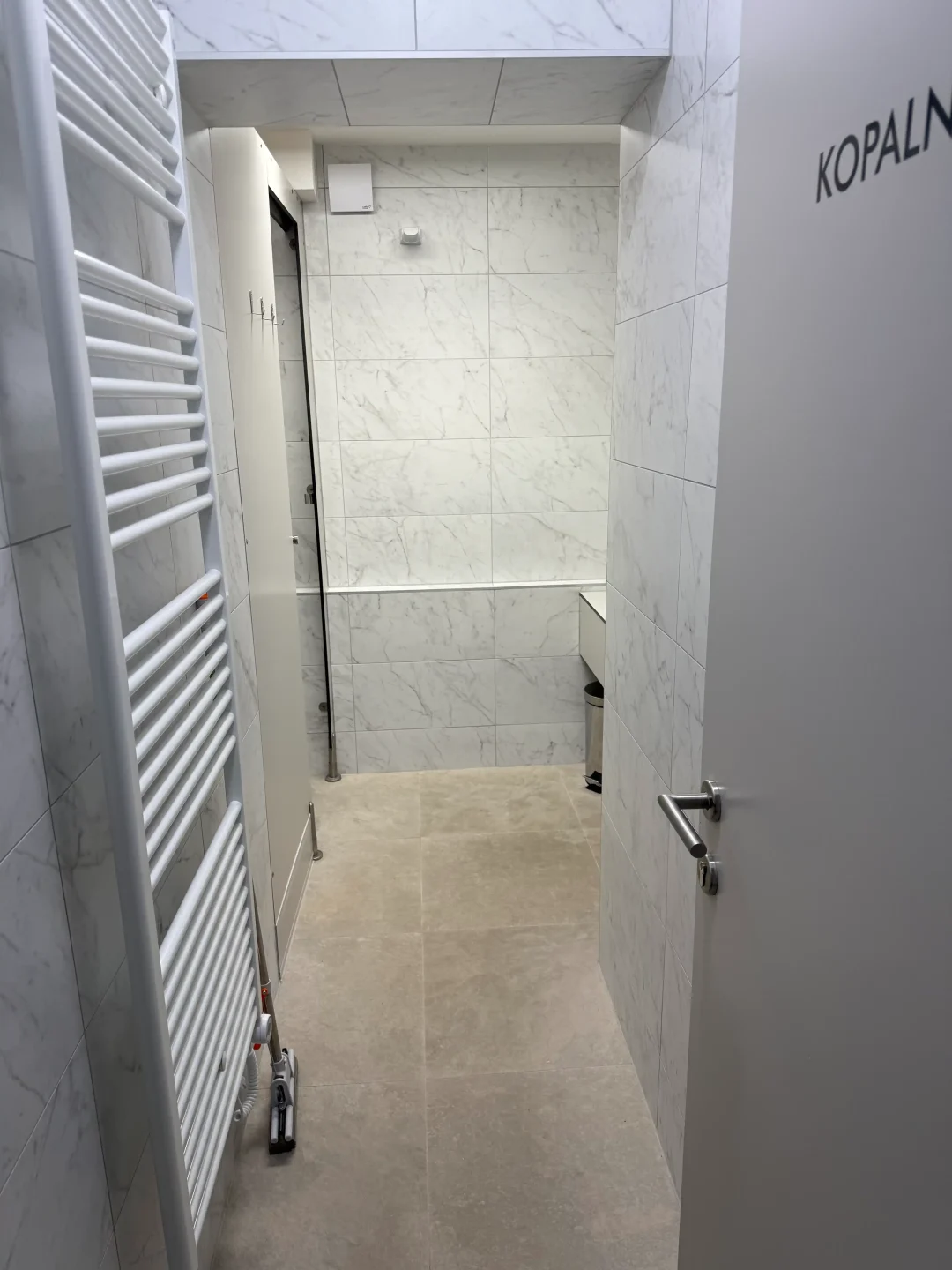 Obnova sanitarij in garaže v Zavetišču za brezdomce